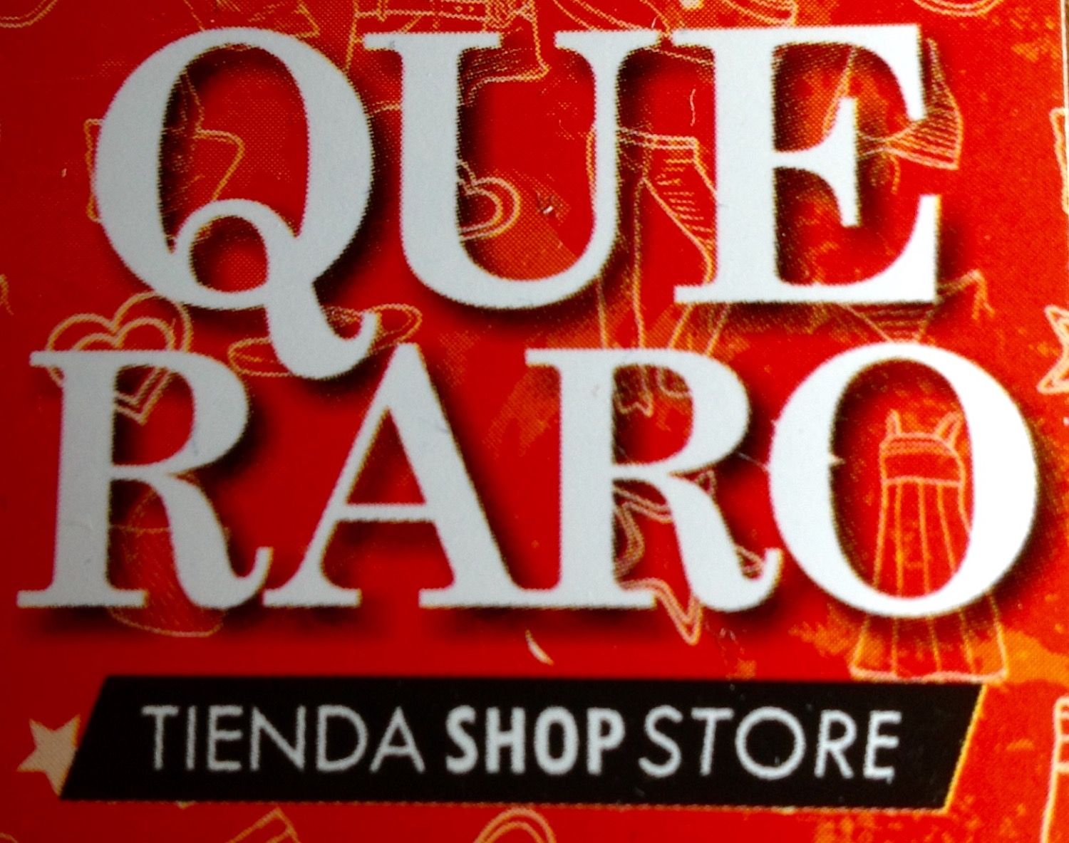 Logotipo Qué Raro – Tienda Shop Store